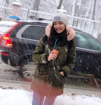 Туркменская студентка погибла, бросившись с киевского моста, после отказа продлить ей вид на жительство в Украине