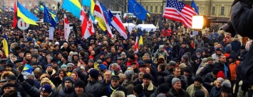 «Мы теперь не Михо-Майдан»: в Киеве прошла очередная акция за импичмент (фото, видео)