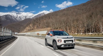 Укол зонтиком: Citroеn C3 Aircross против Nissan Juke и KIA Soul