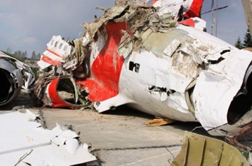 СМИ: Бесконтрольный доступ большого количества людей погубил самолет Качиньского
