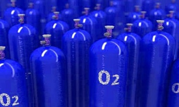 "Дышите - не дышите": запорожскому заводу перекрыли кислород, поставляемый в больницы