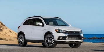 У автомобилей Mitsubishi ASX протекают лобовые стекла