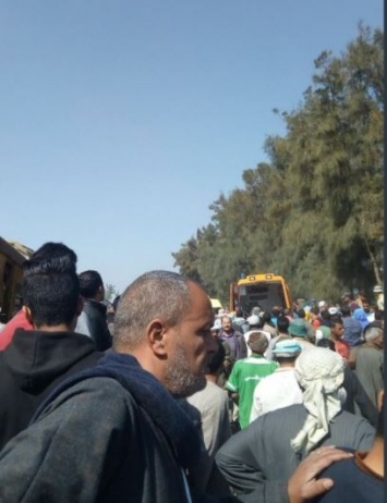 В Египте в пассажирский поезд врезался "товарняк", погибли 19 человек
