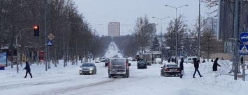 В пятницу в Черноморске снова ожидается снегопад и проблемы на дорогах
