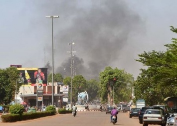 Боевики напали на посольство Франции и штаб армии в Буркина-Фасо