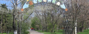 Парк "Веселка" и Театральный сквер обновят в 240-летию Мариуполя