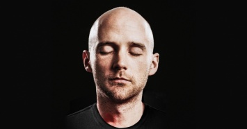 Moby выпустил новый альбом Everything Was Beautiful, And Nothing Hurt