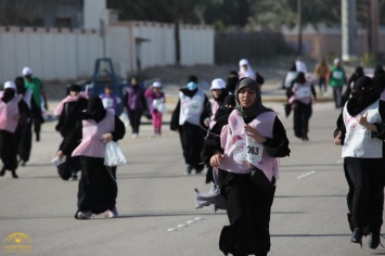 Появились фото с первого в истории Саудовской Аравии женского марафона