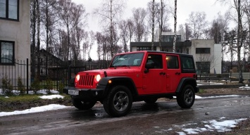 Тест-драйв Jeep Wrangler Rubicon Unlimited: если в штанах есть папа Джонс