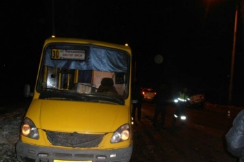 В Макеевке произошло ДТП с участием двух автобусов и двух легковых авто (фото)