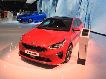 На Женевском автосалоне KIA представила новое поколение «убийцы Гольфа»