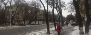 Краматорск во льду: ограничено движение электротранспорта, горожанам рекомендовано, по возможности, оставаться по домам