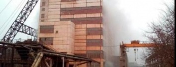 В Запорожской области на шахте произошел пожар, под землей находятся 80 человек, - ФОТО