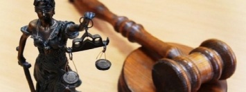 Дело о взятке полученной налоговиками развалилось в Жовтневом суде Днепра