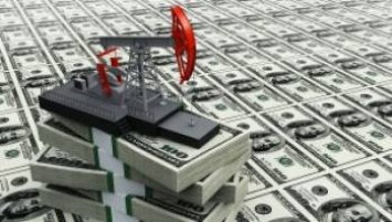 Цены на нефть падают после скачка накануне