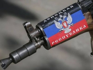 Донецк: "ГАИ ДНР" угрожает владельцам авто, не имеющим при себе паспорта, задержанием на 15 суток