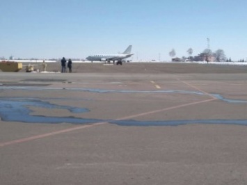 Авиакомпания Bravo сегодня запустила рейс из Черновцов в Египет, на очереди Турция (фото)