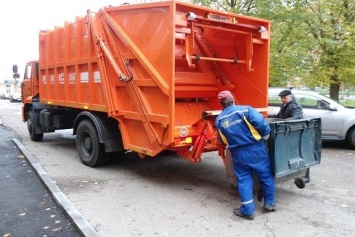 Запорожцев успокоили цены на вывоз мусора