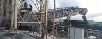 В Николаеве горел перегрузочный терминал компании "Нибулон", - ФОТО