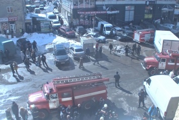 Пожар в Доме торговли: бойцы ГСЧС спасли 31 человека