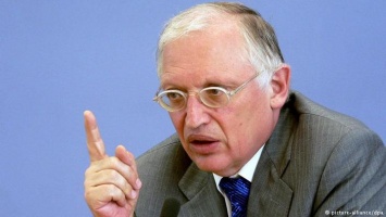 Бывший еврокомиссар критикует высылку российских дипломатов