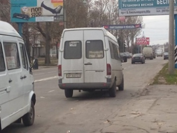 Маршрутчики хотят убедить горожан, что за проезд нужно платить больше