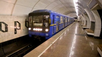 Википедия считает, что в Херсоне есть метро