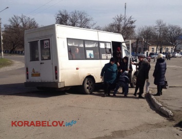 В Николаеве у маршрутки, полной пассажиров, на ходу отвалилось колесо