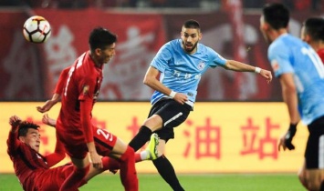 Карраско в великолепном стиле забил первый гол в Китае