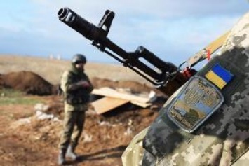 Боевики продолжают нарушать перемирие, используя тяжелое вооружение на Донбассе