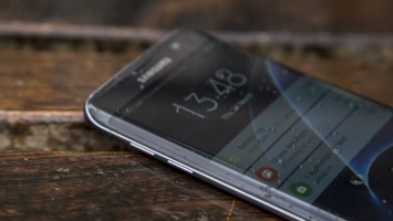 Какие смартфоны Samsung обновит до Android Oreo следующими
