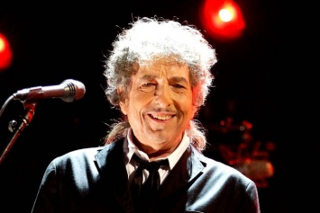 Боб Дилан посвятил свой альбом гей-бракам