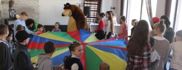 В Славянске состоялся весенний благотворительный праздник для детей