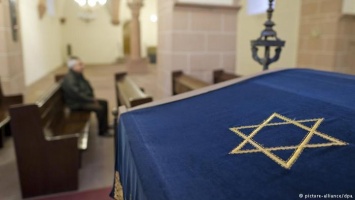 Правительство ФРГ назначит уполномоченного по борьбе с антисемитизмом