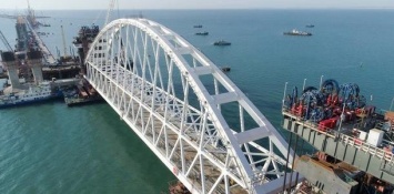 Создатели Керченского моста забили тревогу, Путин хочет открыть в мае, но есть проблемы