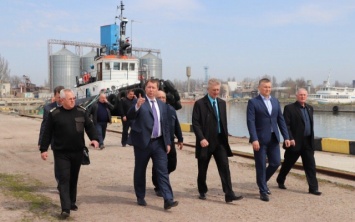 В Скадовском морском торговом порту новый директор