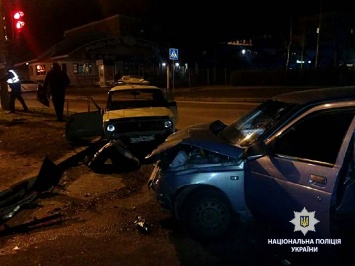 В Харькове в ночном ДТП пострадали семь человек
