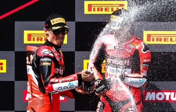 Номер «7» взял седьмую победу в Арагоне: меняет ли это ситуацию в WSBK для Ducati?