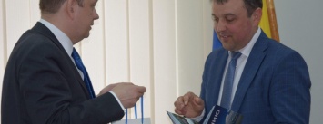 Мариупольские власти встретили Чрезвычайного и полномочного посла Эстонии (ФОТО, ВИДЕО)