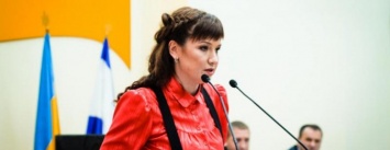 Беспартийная и безработная Оксана Пиддубная ездит на иномарке «Укроп Кременчук»