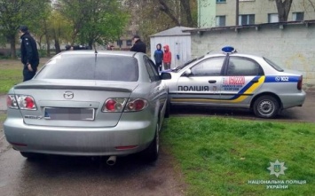 Водитель, который сбил трех женщин и удирал от полиции сказал, что спешил в садик (ФОТО)