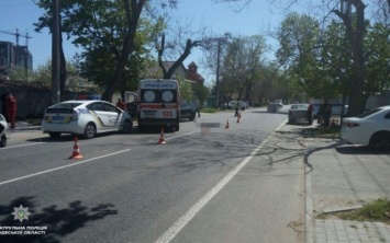 В Одессе произошло смертельное столкновение легковушки и мотоцикла (ФОТО)