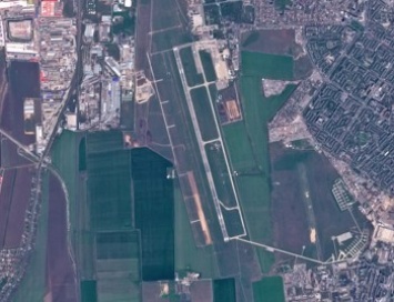 Прогресс в строительстве новой полосы в аэропорту Одесса показали из космоса (фото)