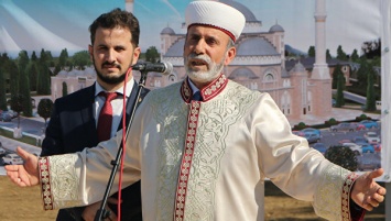 Мы живем в мире: муфтий мусульман РК рассказал журналистам о жизни в Крыму