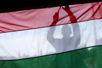 Венгрия продолжит ставить палки в колеса Украине: скандальный министр сделал заявление
