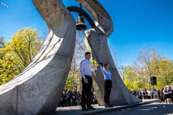 В Днепре состоялся Крестный ход в честь годовщины аварии на ЧАЭС