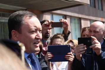 Скандальный ролик о запорожском губернаторе набирает популярность (ВИДЕО)