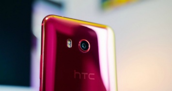 Известны новые подробности о HTC U12