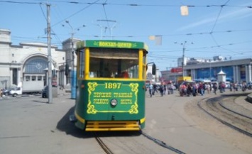 «Жемчужина» Днепра, ретротрамвай, возобновил свою работу