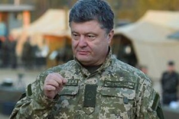 Порошенко: Уж очень быстро стало понятно, чем грозит для каждого украинца "русский мир"